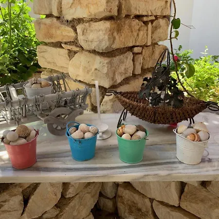 Kikis Refurbished A Veranda Dream בית נופש