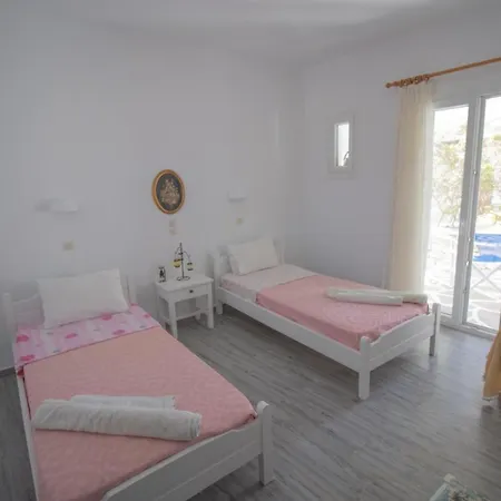 Kiki's Veranda Dream * Chrisi Akti (Paros)