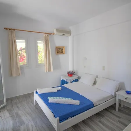 Kiki's Veranda Dream *