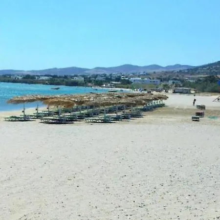 Kiki's Veranda Dream Chrisi Akti (Paros)
